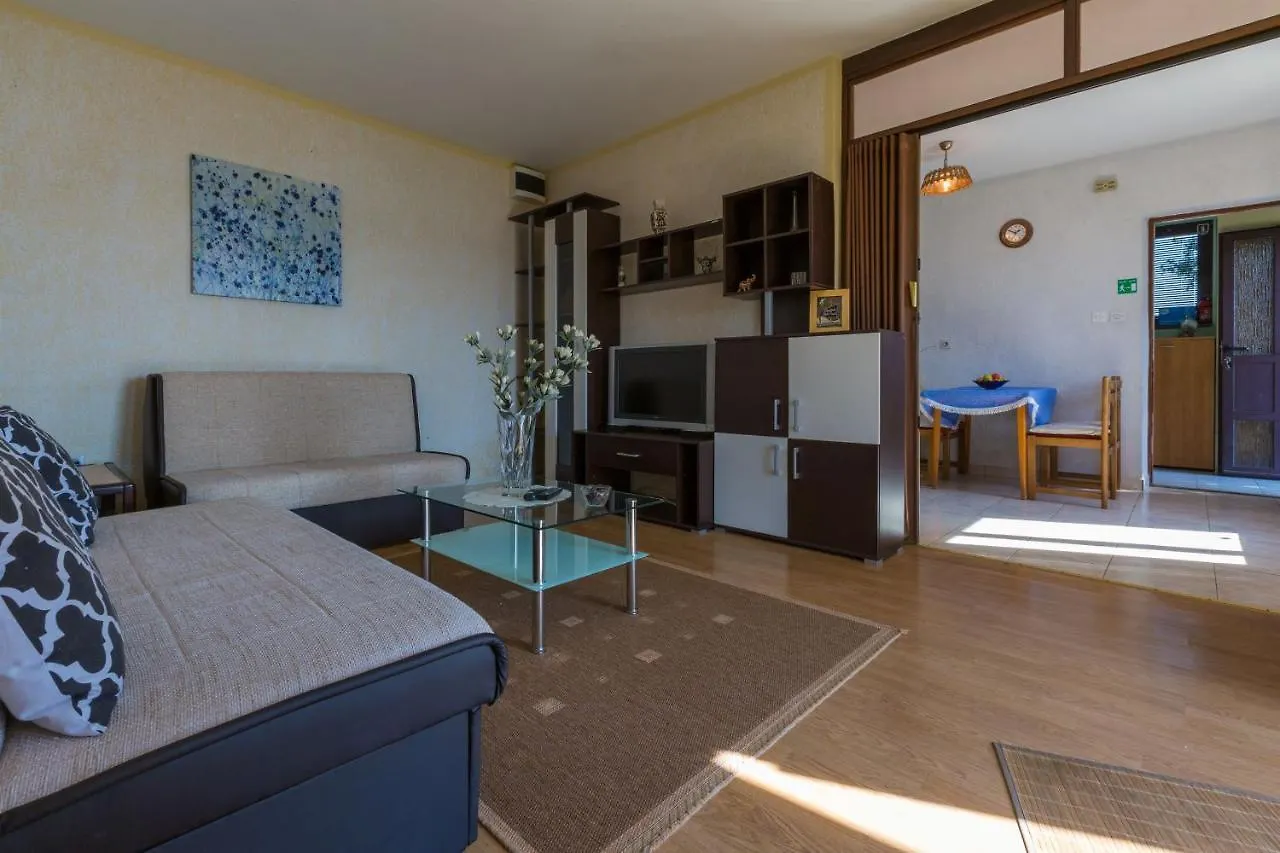 Apartment Dragica Dramalj Croatia